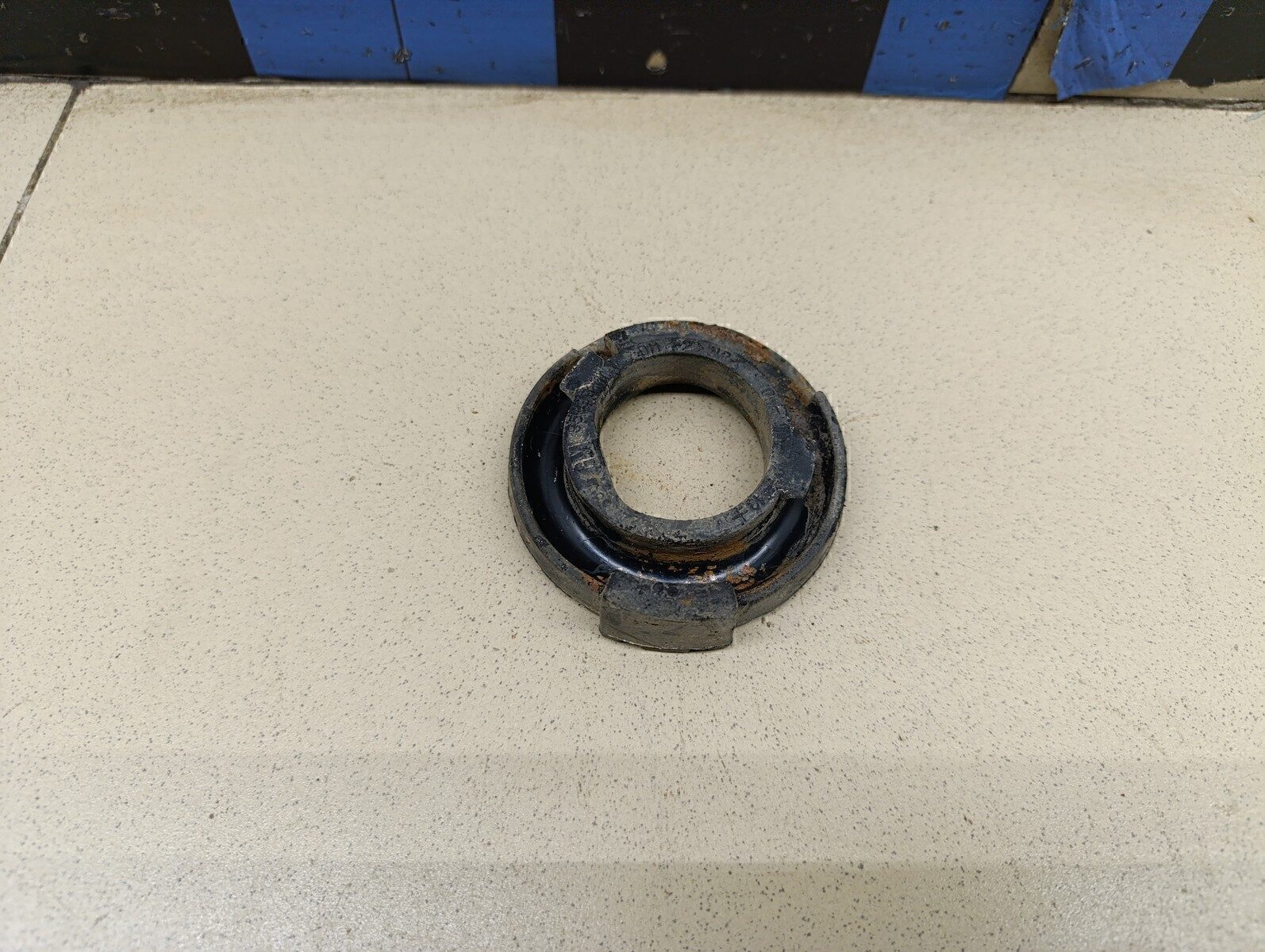 Опора задней пружины нижняя Chevrolet Aveo (T300) 2011>