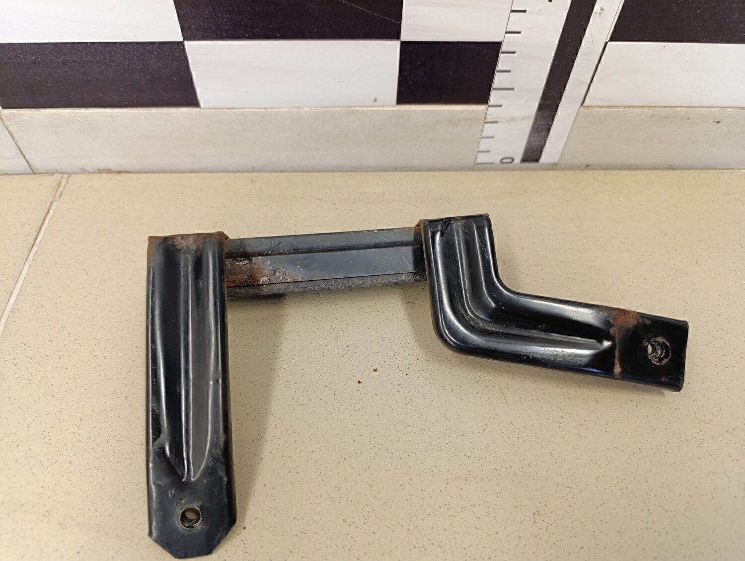 Направляющая стекла двери Chevrolet Aveo (T250) 2005-2011