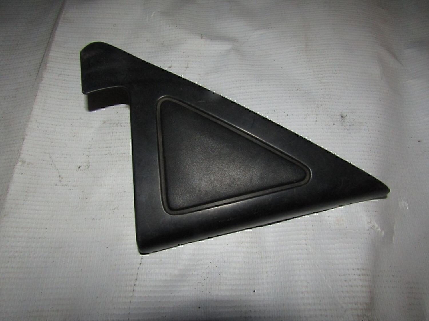 Накладка двери задней левой MAZDA 626 (GE) 1992-1997