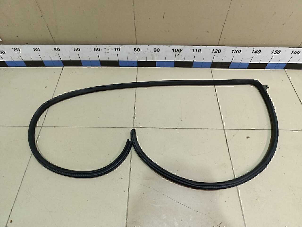 Уплотнитель двери FAW Besturn(B50) 2009-2016