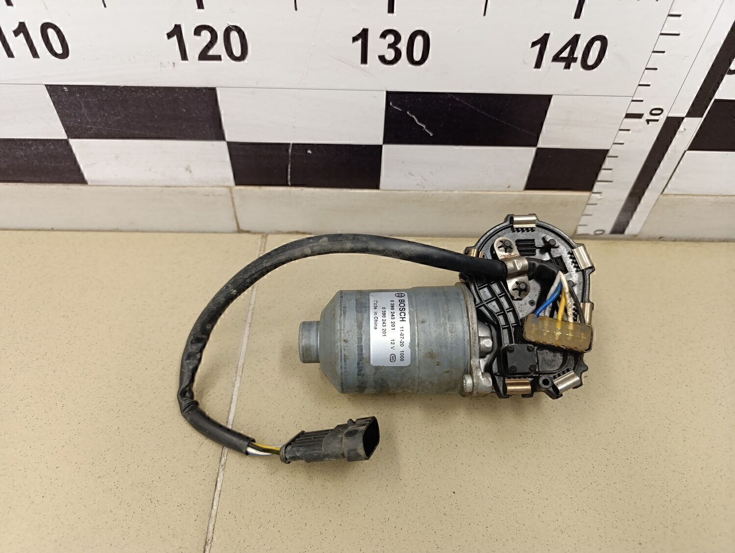 Моторчик стеклоочистителя передний VAZ Lada Kalina 2004-2013