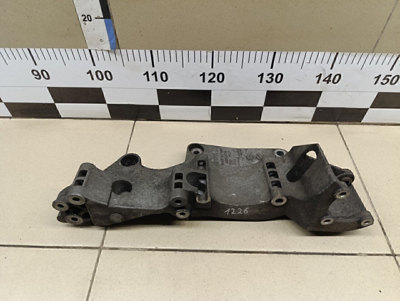 Кронштейн генератора VW Transporter T5 2003-2015