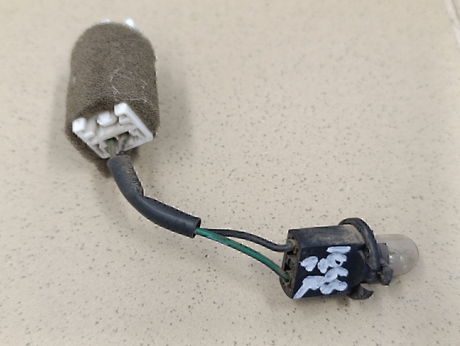 Патрон лампы KIA Magentis 2000-2005