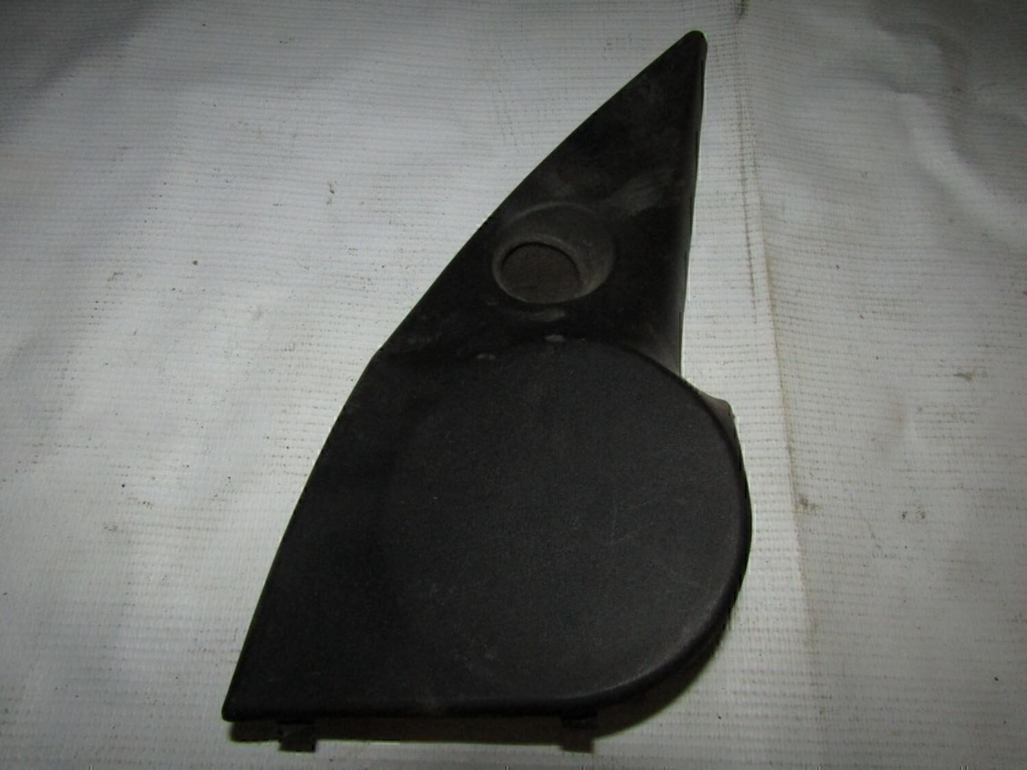 Крышка зеркала внутренняя правая OPEL Corsa B 1993-2000