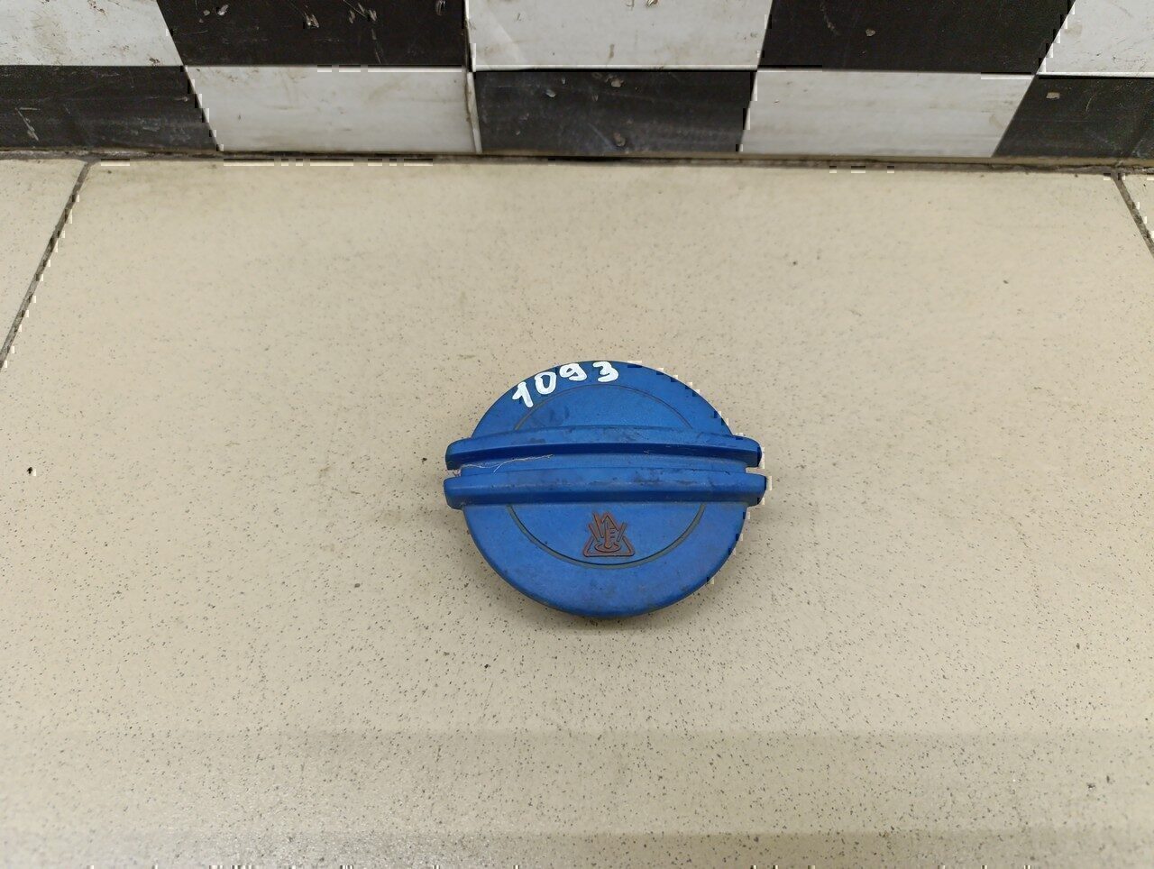 Крышка расширительного бачка Audi A3 (8L1) 1996-2003