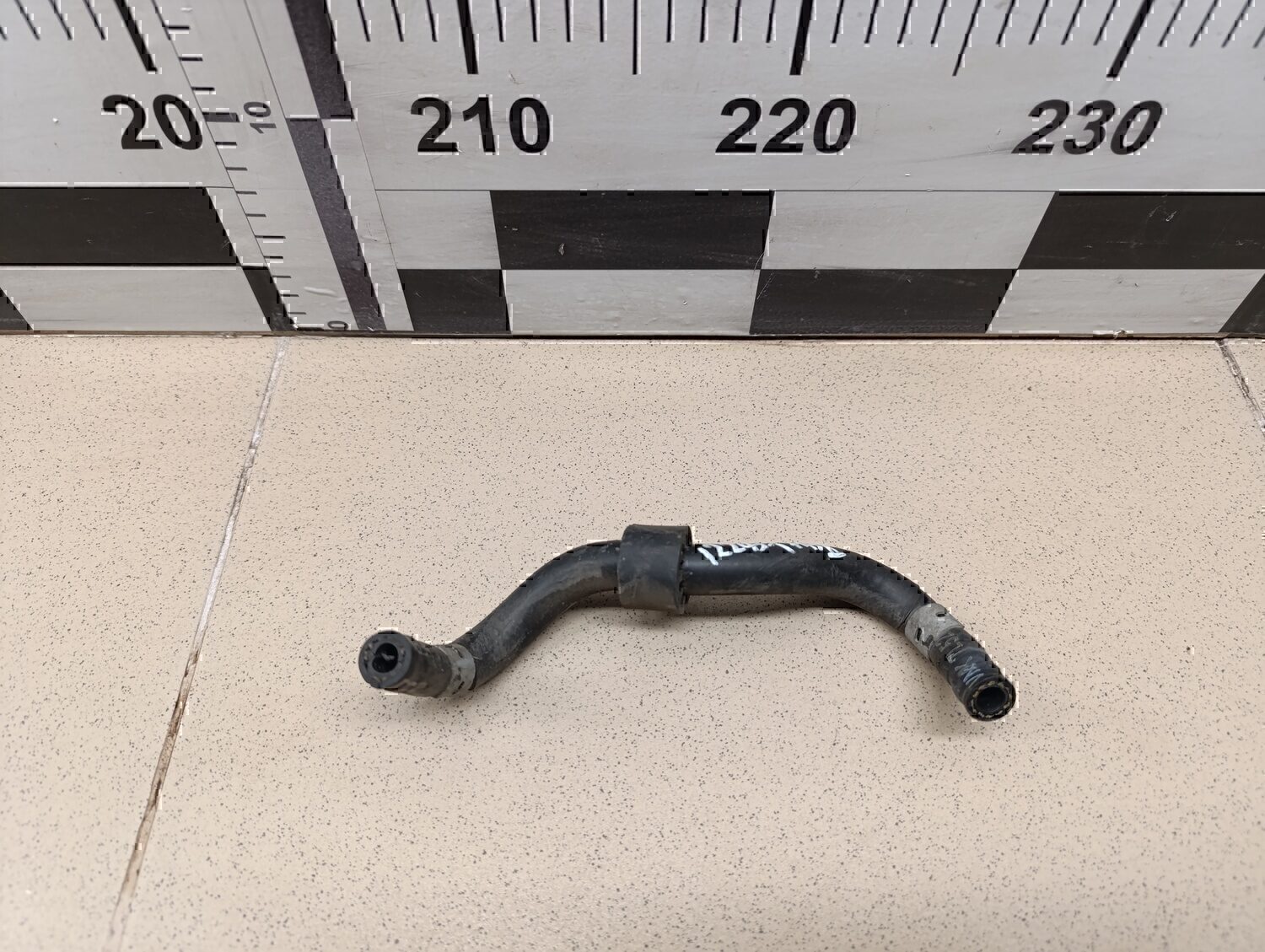 Трубка топливная Audi Octavia (A7) 2013>