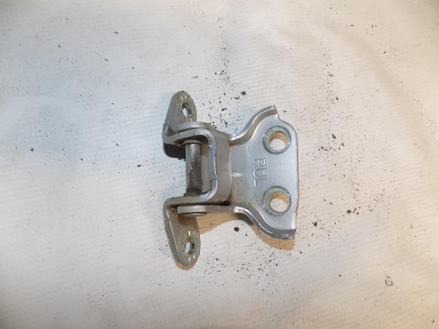 Петля двери задней Chevrolet Aveo (T250) 2005-2011