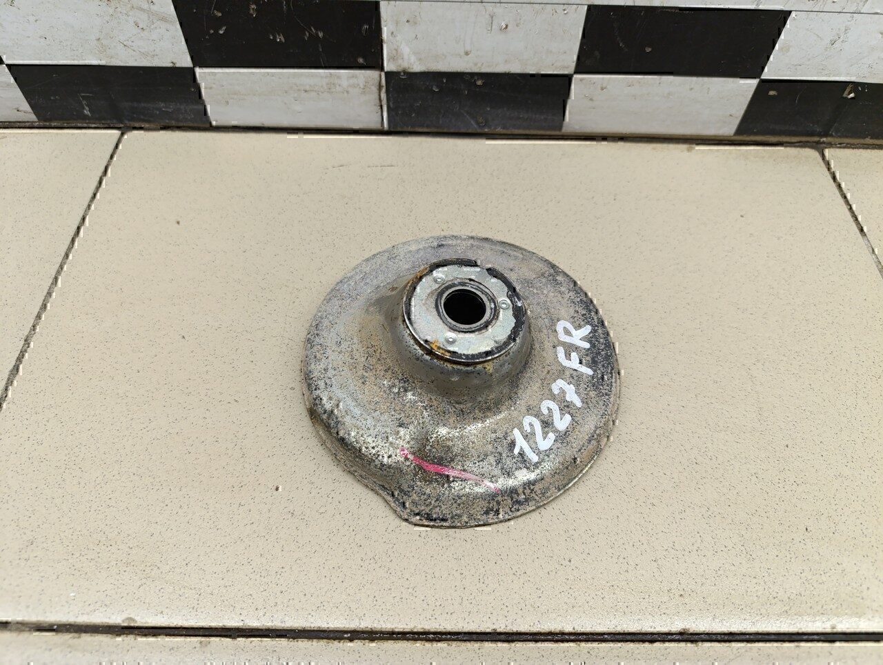 Опора передней пружины верхняя RENAULT Clio/Symbol 1998-2008