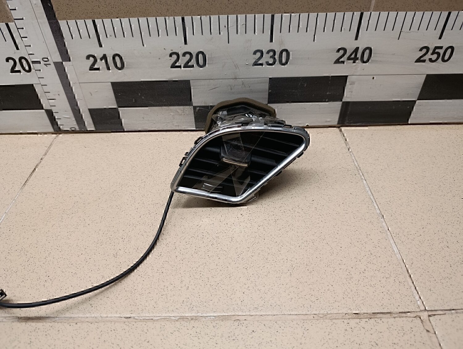 Дефлектор воздушный Audi A4 [B8] 2007-2015