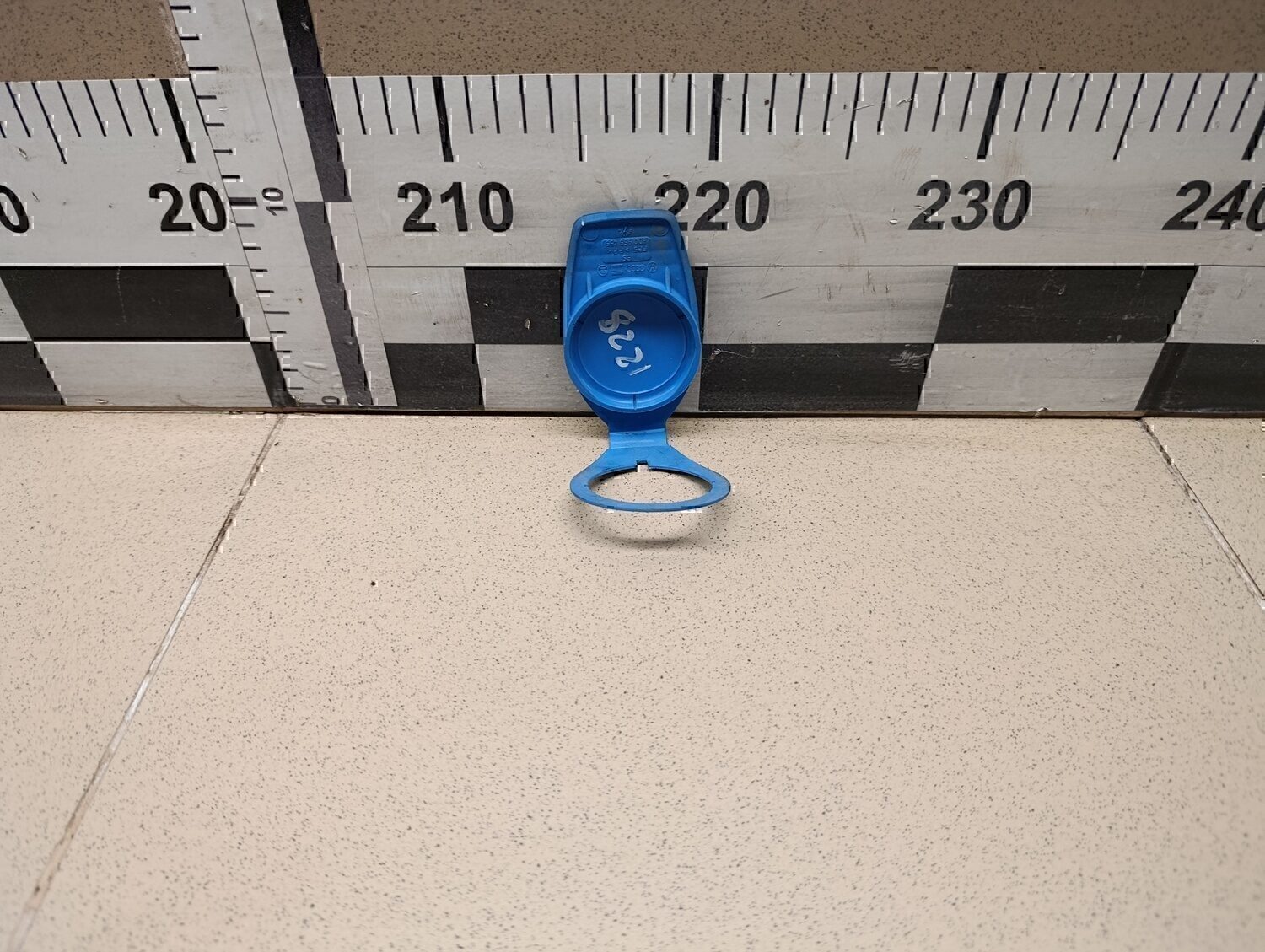 Крышка бачка омывателя Audi 100 [C4] 1991-1994