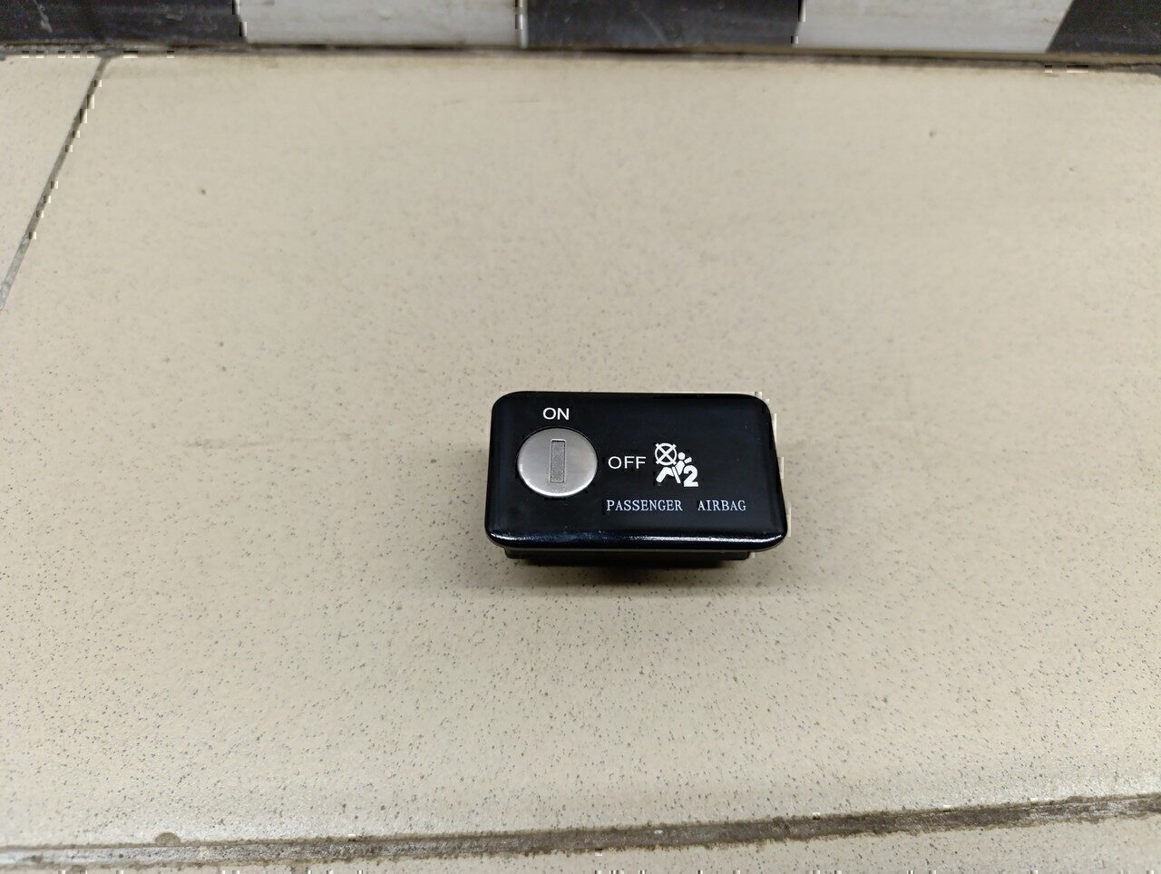 Выключатель GREAT WALL Hover H5 2010>