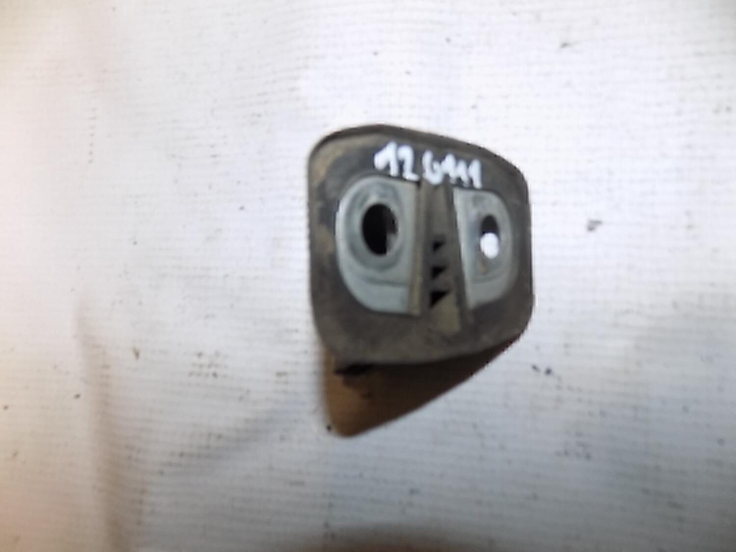 Ответная часть замка двери Audi A4 [B5] 1994-2000
