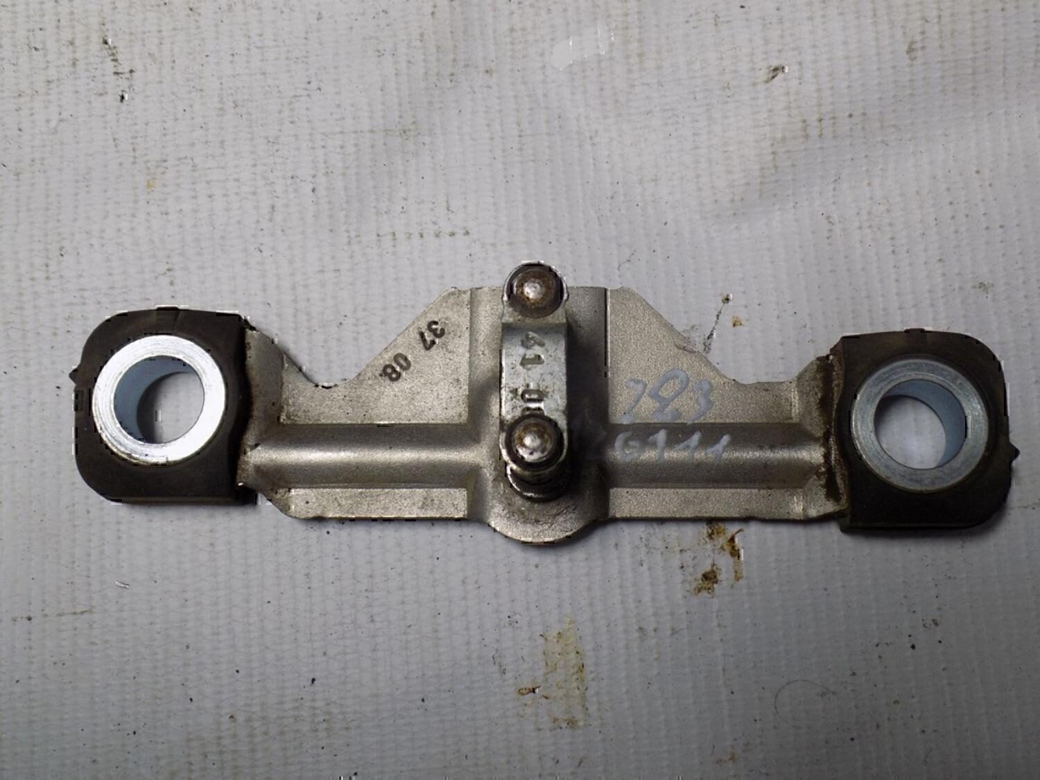 Ответная часть замка багажника Audi Fabia 2007-2015