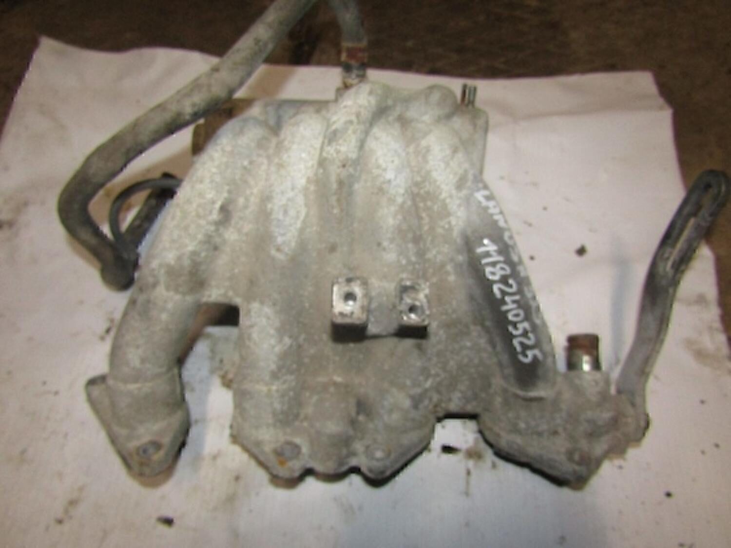 Коллектор впускной Chevrolet Lanos 2004-2010