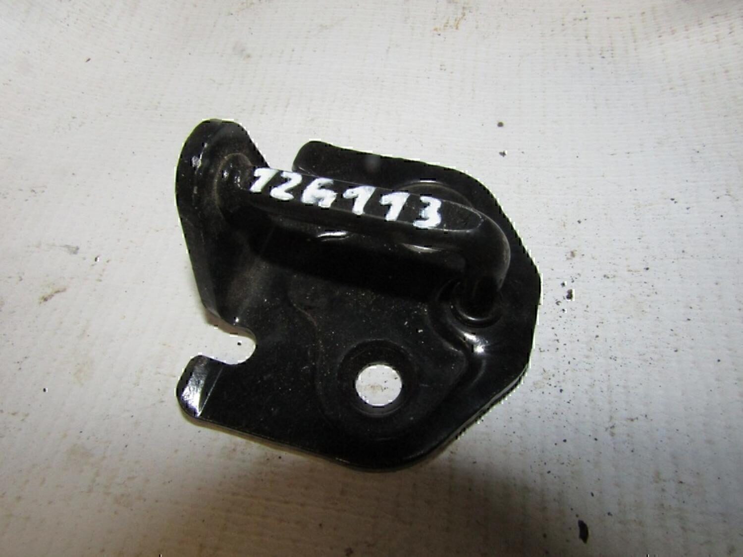 Ответная часть замка двери FORD Focus II 2005-2008