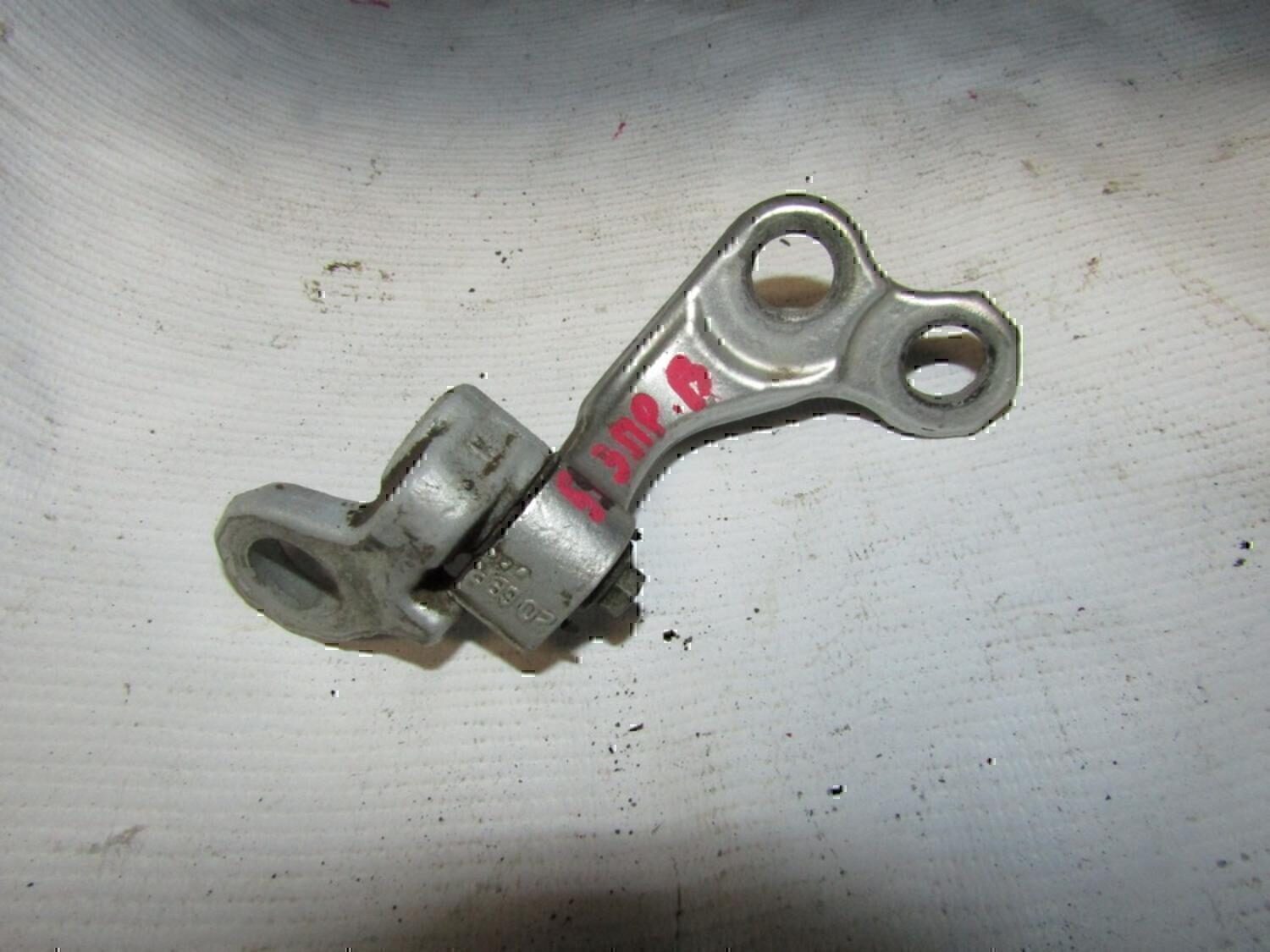 Петля двери задней правой верхняя FORD Focus II 2005-2008