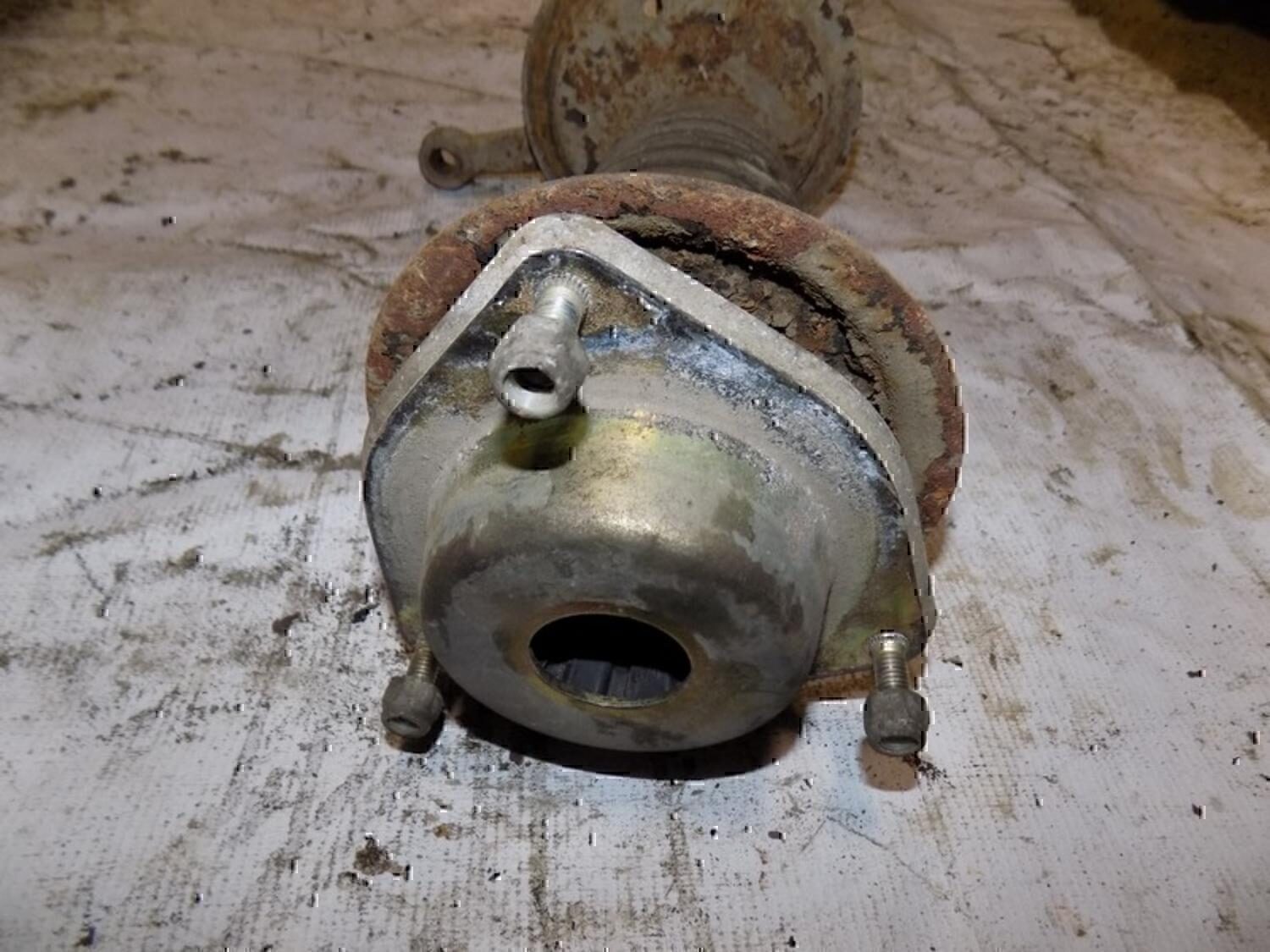 Опора переднего амортизатора VAZ Lada 2110