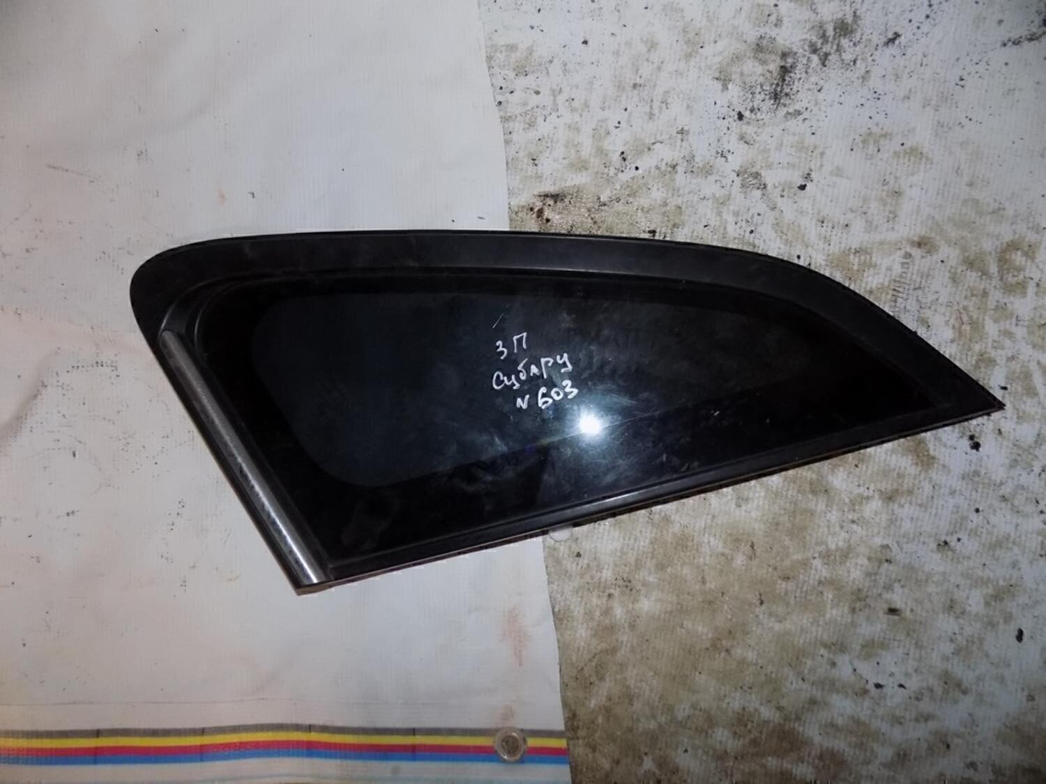 Стекло кузовное глухое правое Subaru Impreza (G12) 2007-2012