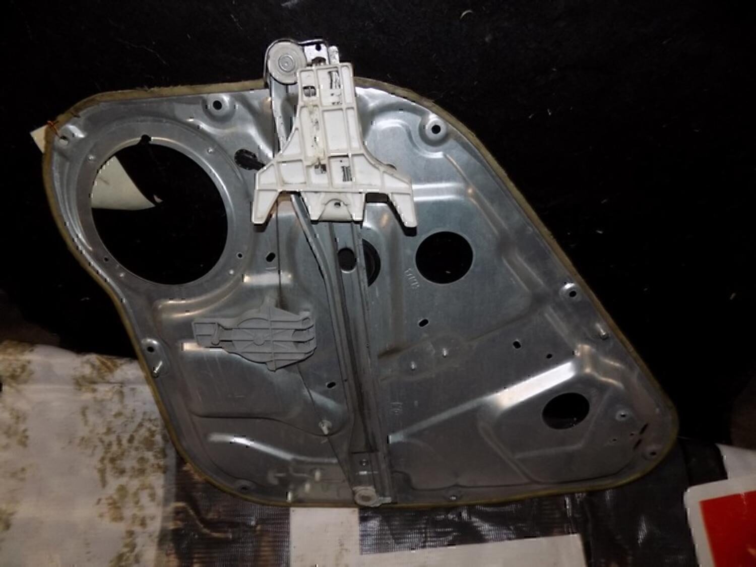 Стеклоподъемник электр. задний правый HYUNDAI Santa Fe (CM) 2006-2012