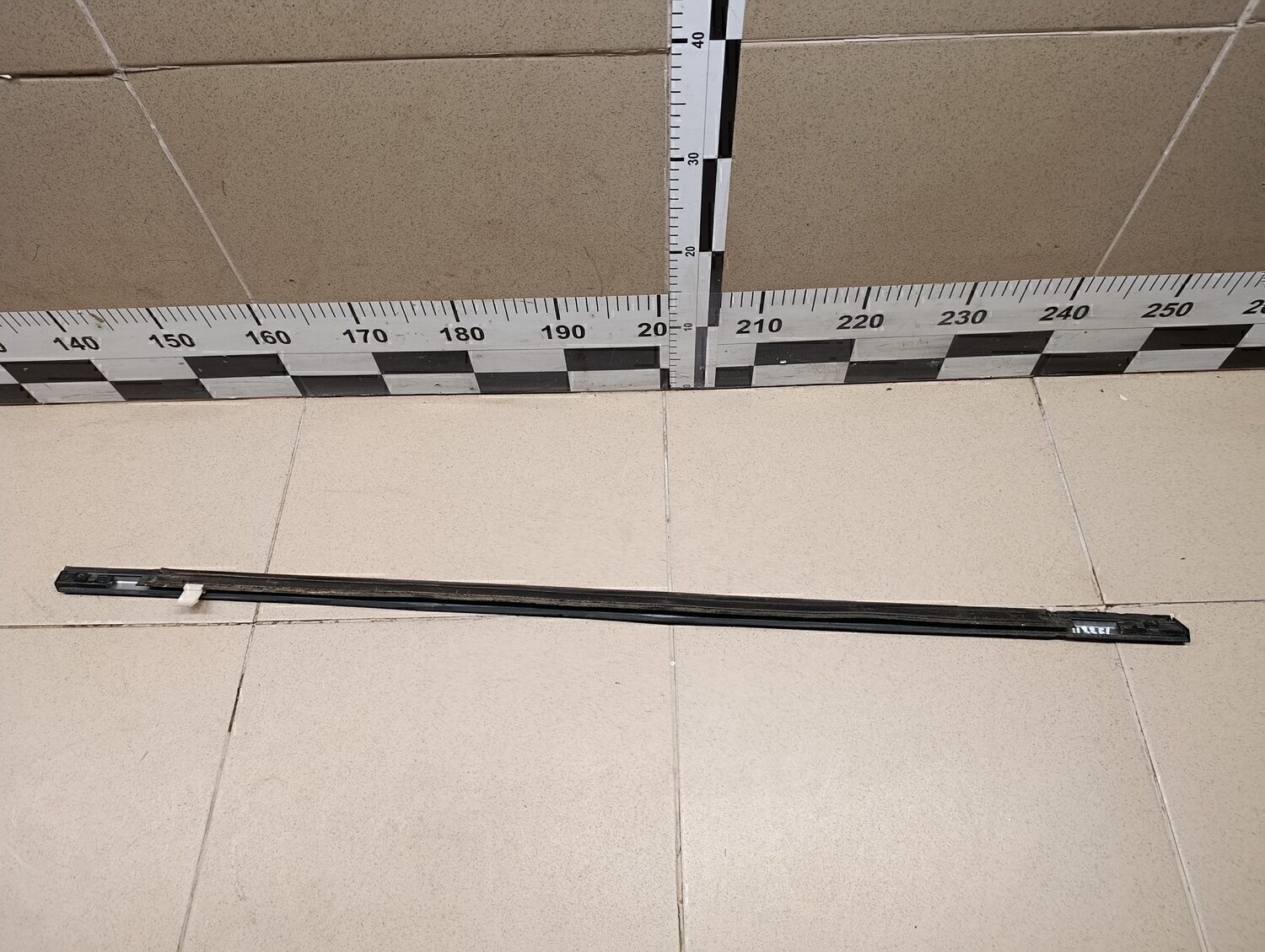 Накладка стекла переднего левого Chevrolet Captiva (C100) 2006-2010