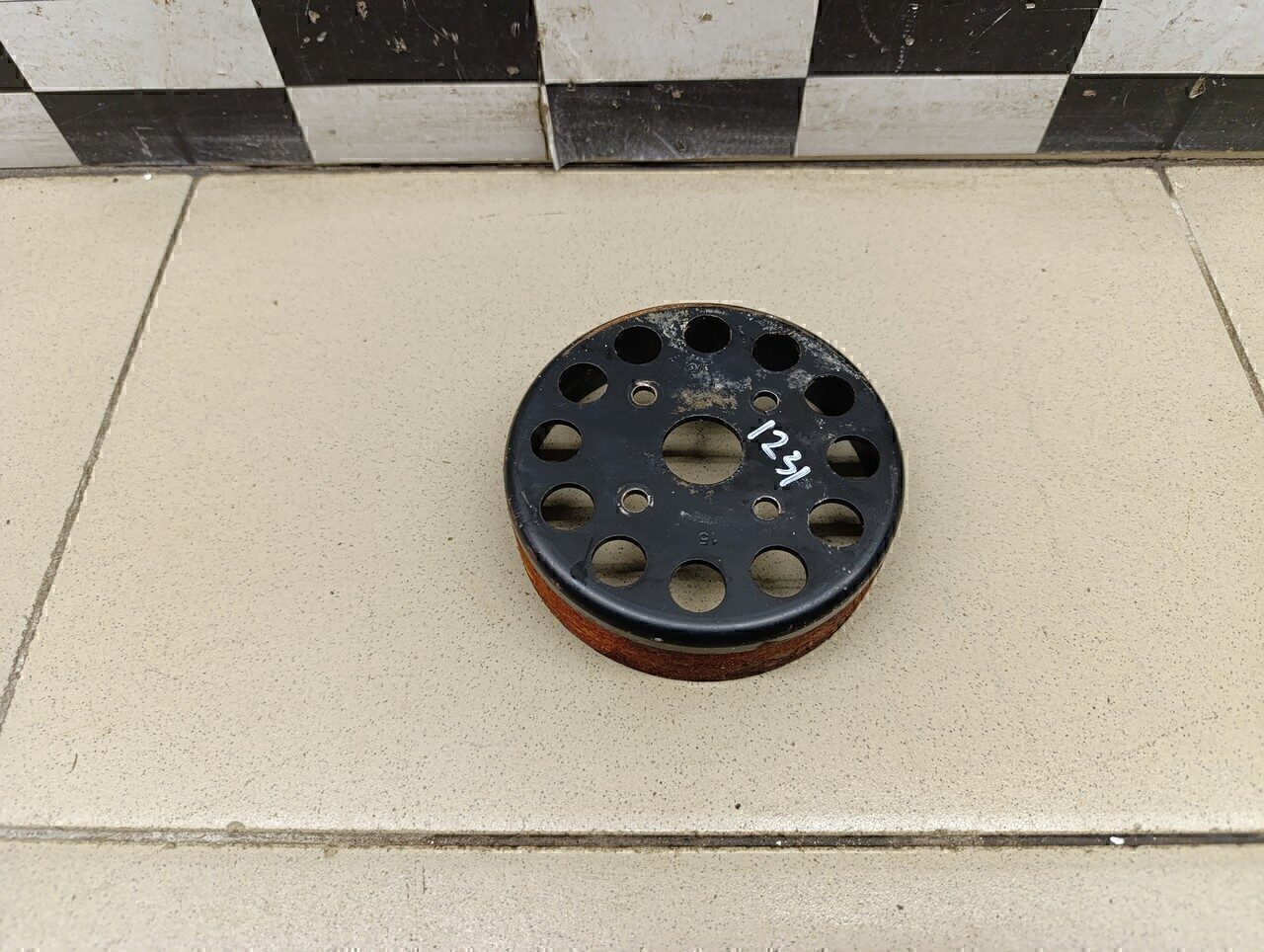 Шкив водяного насоса (помпы) HYUNDAI Solaris 2010-2017