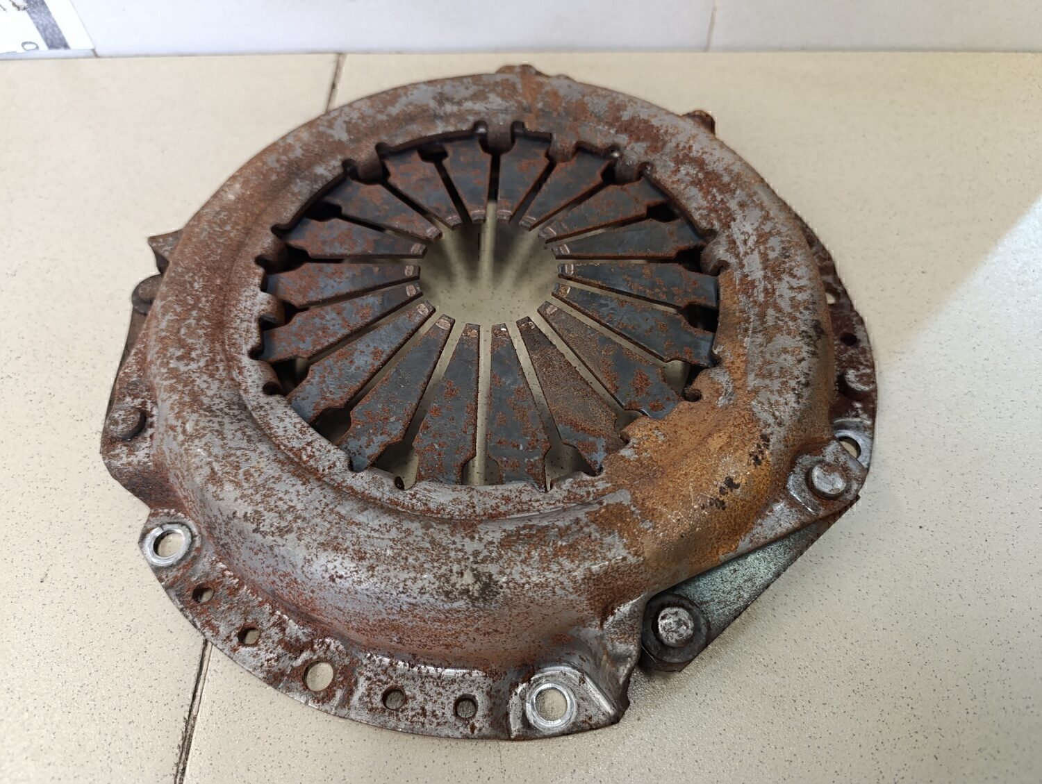 Корзина сцепления HYUNDAI Solaris 2010-2017