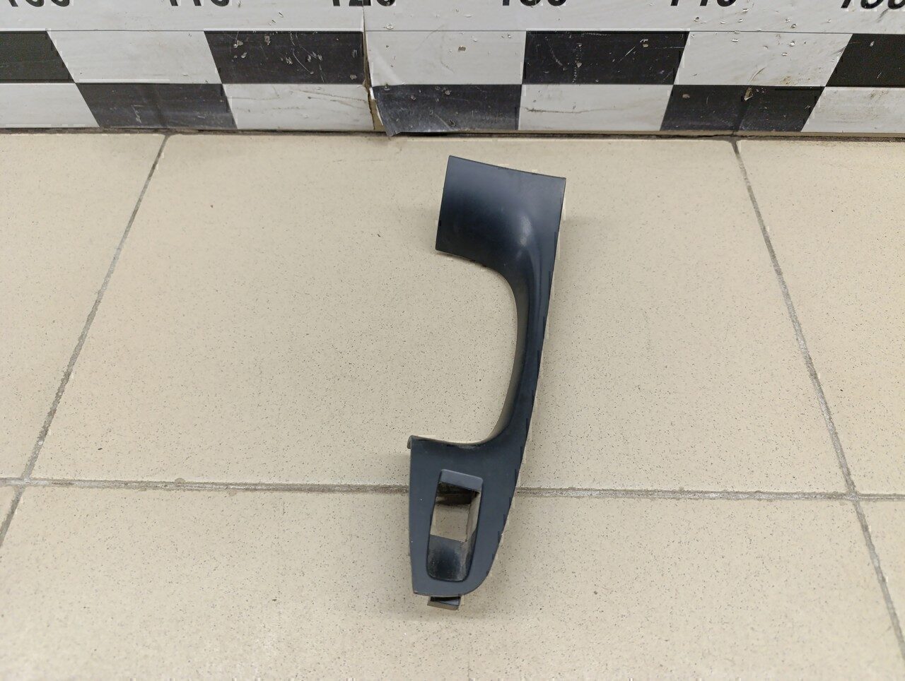 Накладка ручки внутренней VW Jetta 2011>