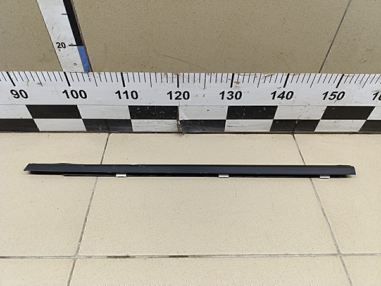 Накладка стекла заднего левого NISSAN Almera Classic (B10) 2006-2013