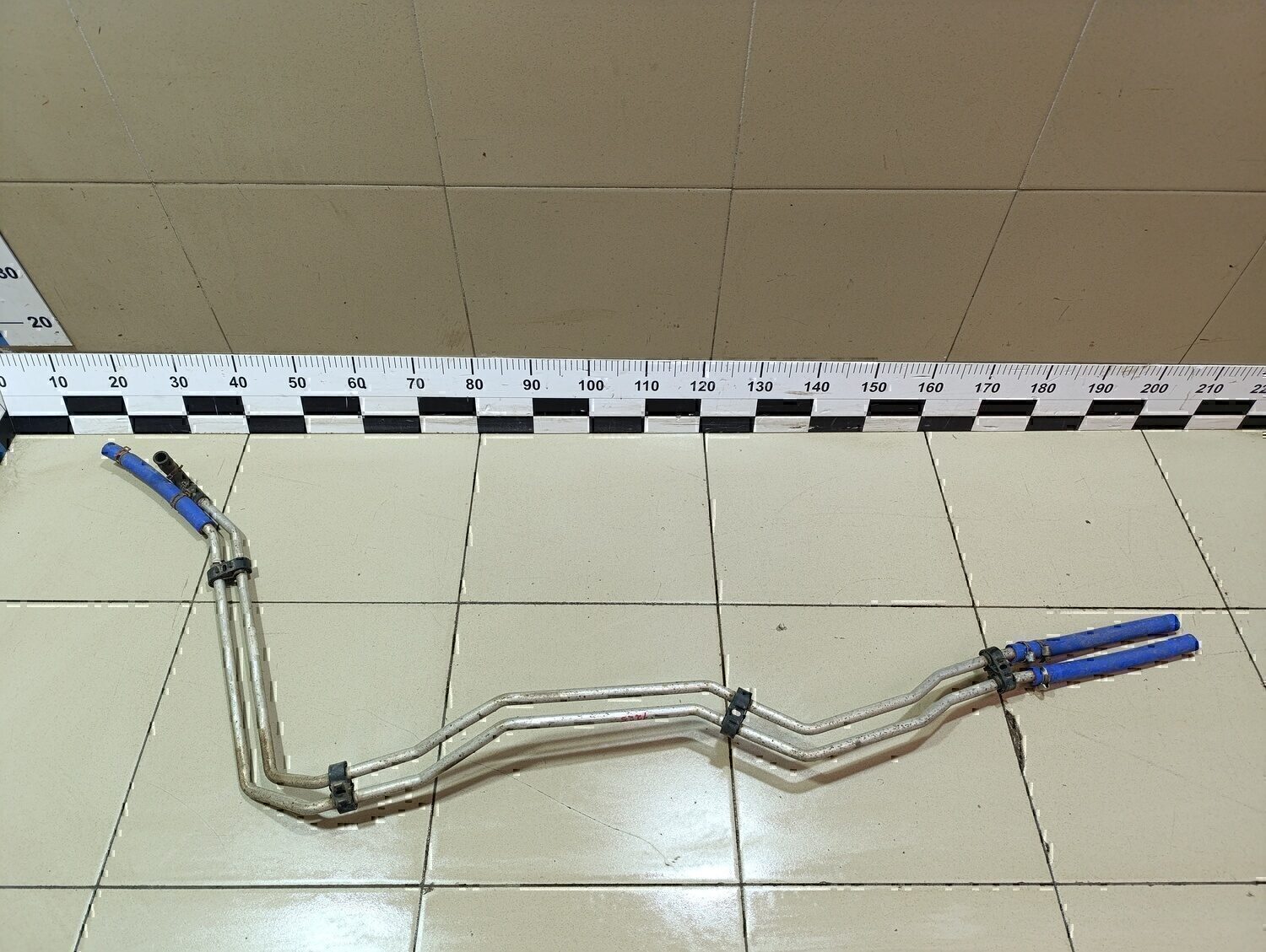 Трубка системы охлаждения VW Transporter T5 2003-2015