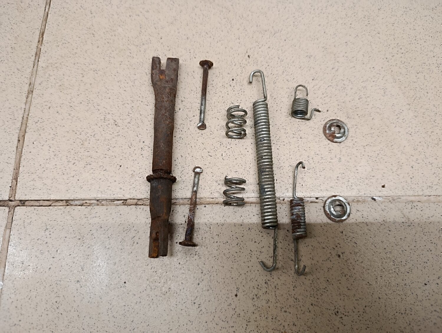 К-кт установочный задних колодок NISSAN Almera Classic (B10) 2006-2013