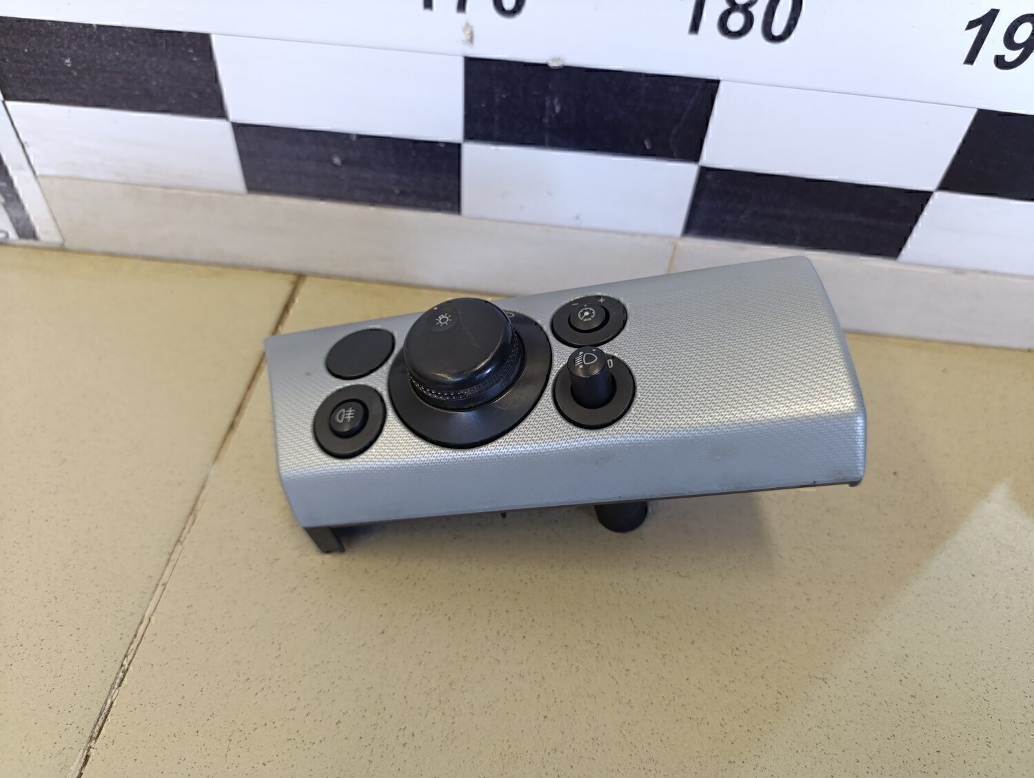 Переключатель света фар OPEL Astra H / Family 2004-2015