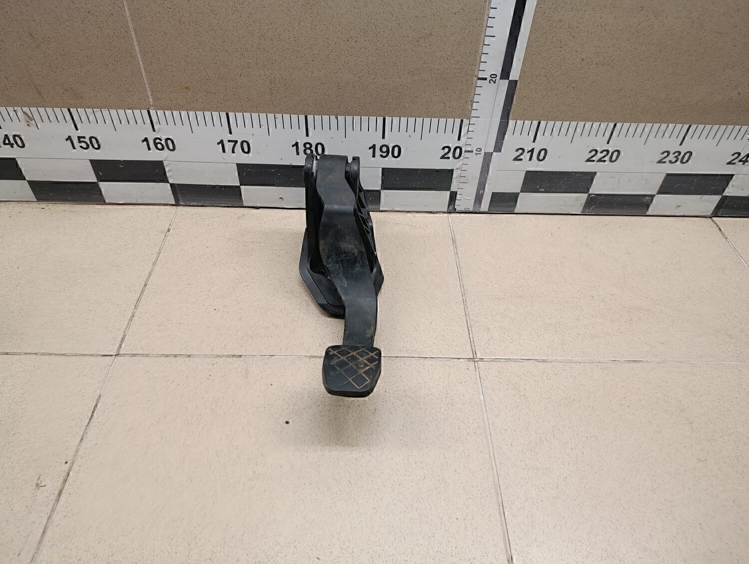 Педаль сцепления SKODA Rapid 2013>