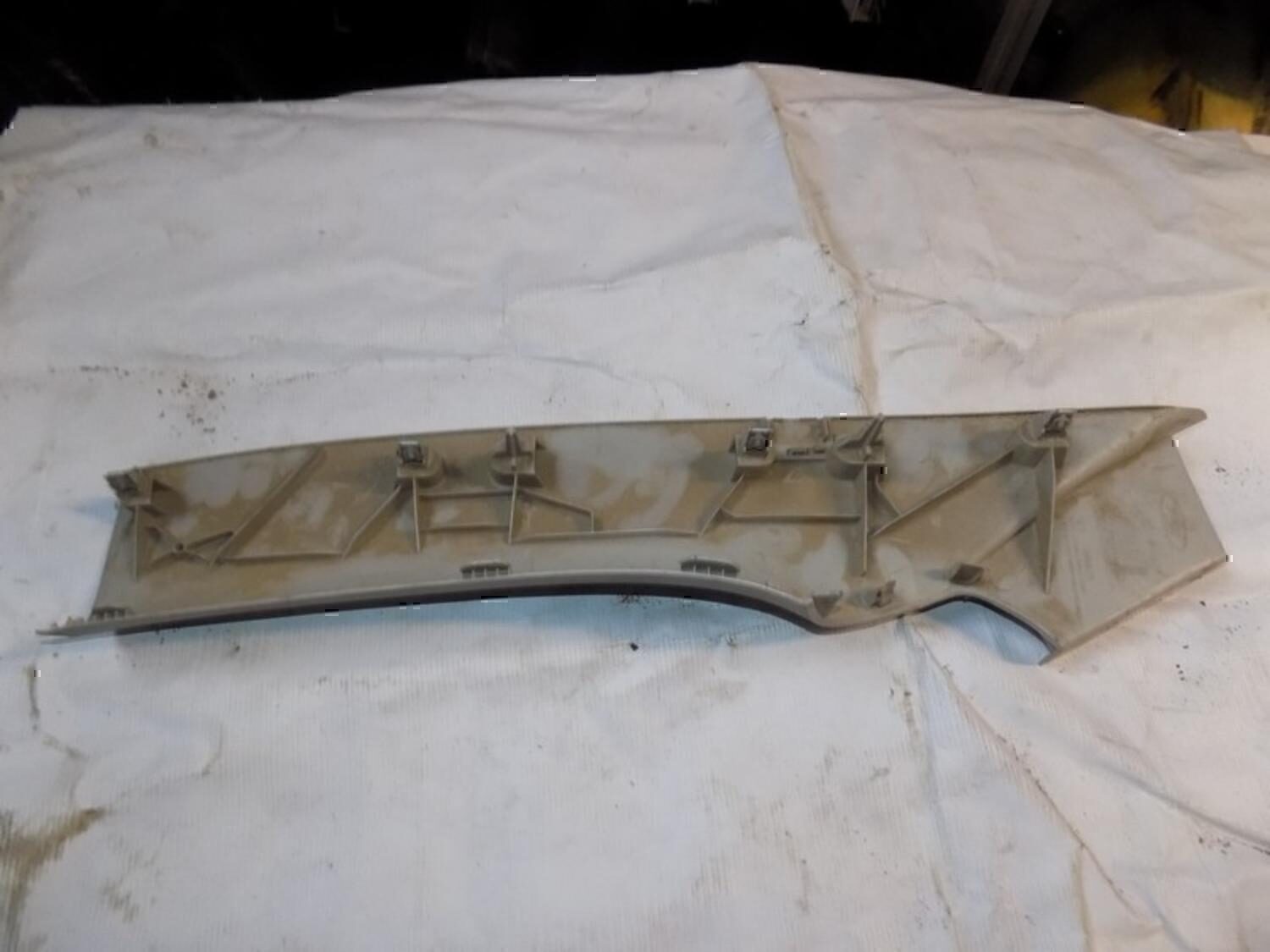 Обшивка стойки FORD Focus II 2005-2008