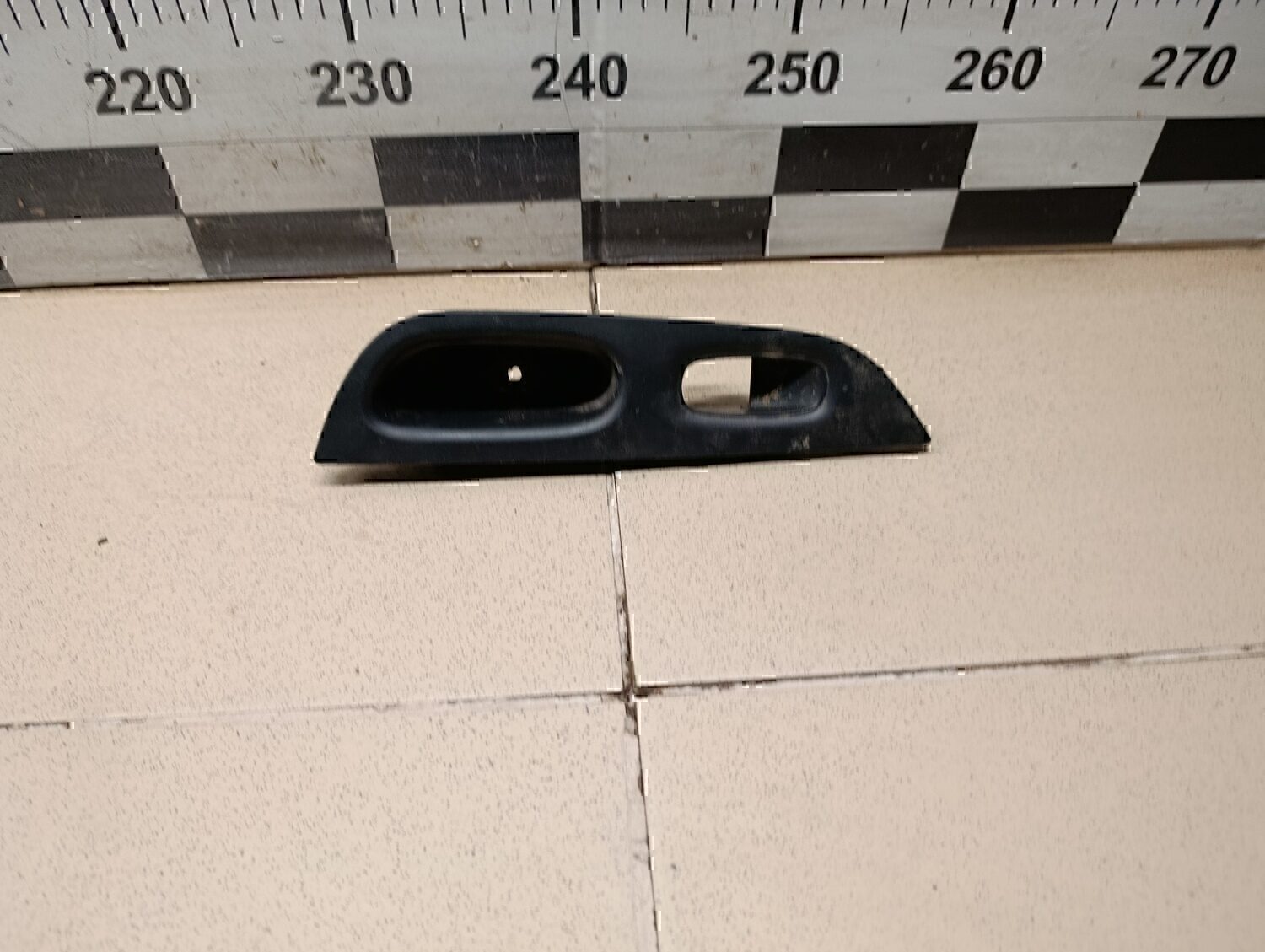 Накладка (кузов внутри) NISSAN X-Trail (T32) 2014>