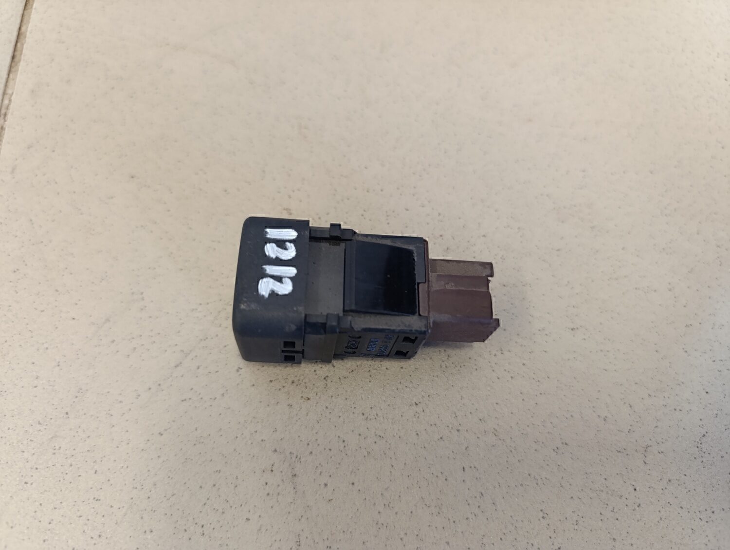 Выключатель CITROEN C4 2005-2011