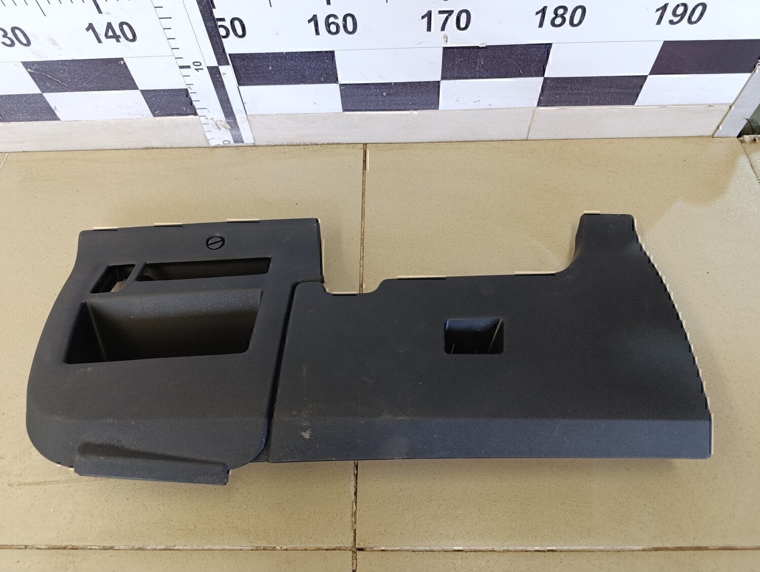 Накладка (кузов внутри) CITROEN C4 2005-2011