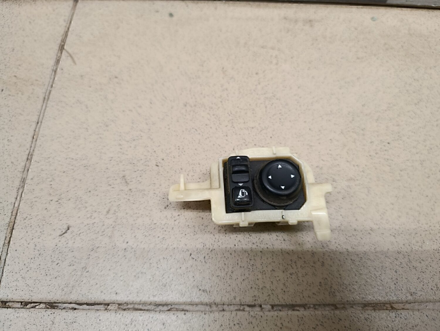 Переключатель регулировки зеркала NISSAN X-Trail (T32) 2014>