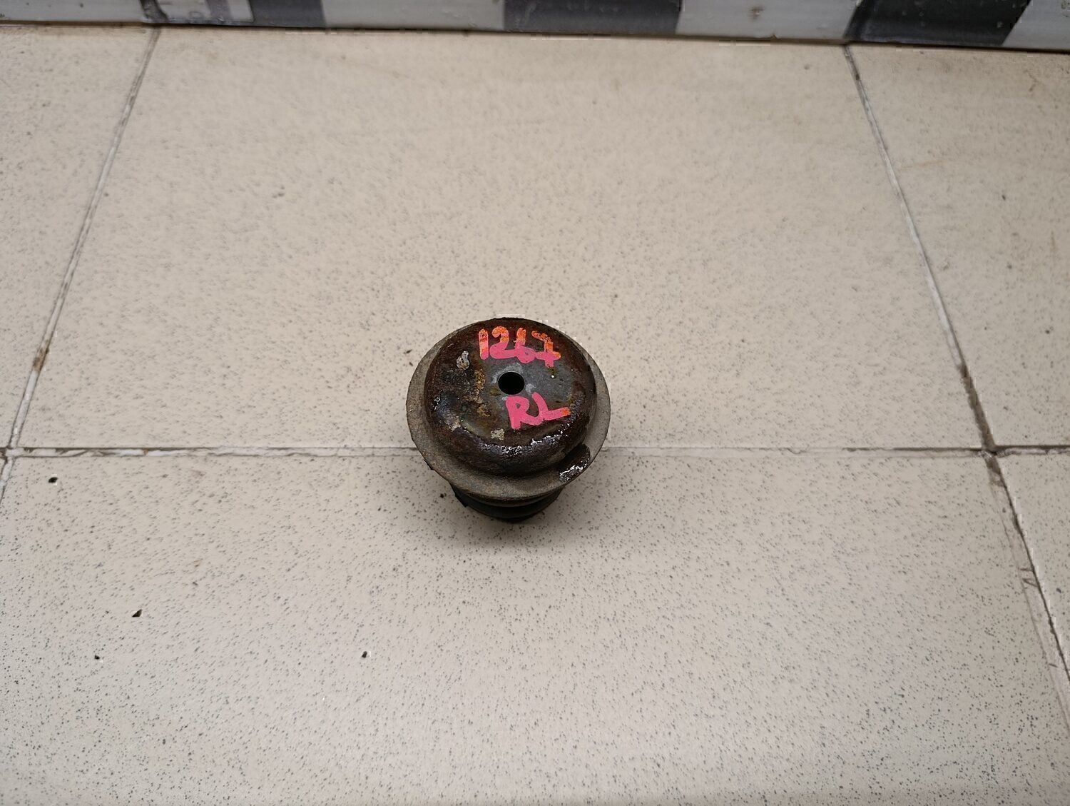 Отбойник заднего амортизатора NISSAN Qashqai (J11) 2014>