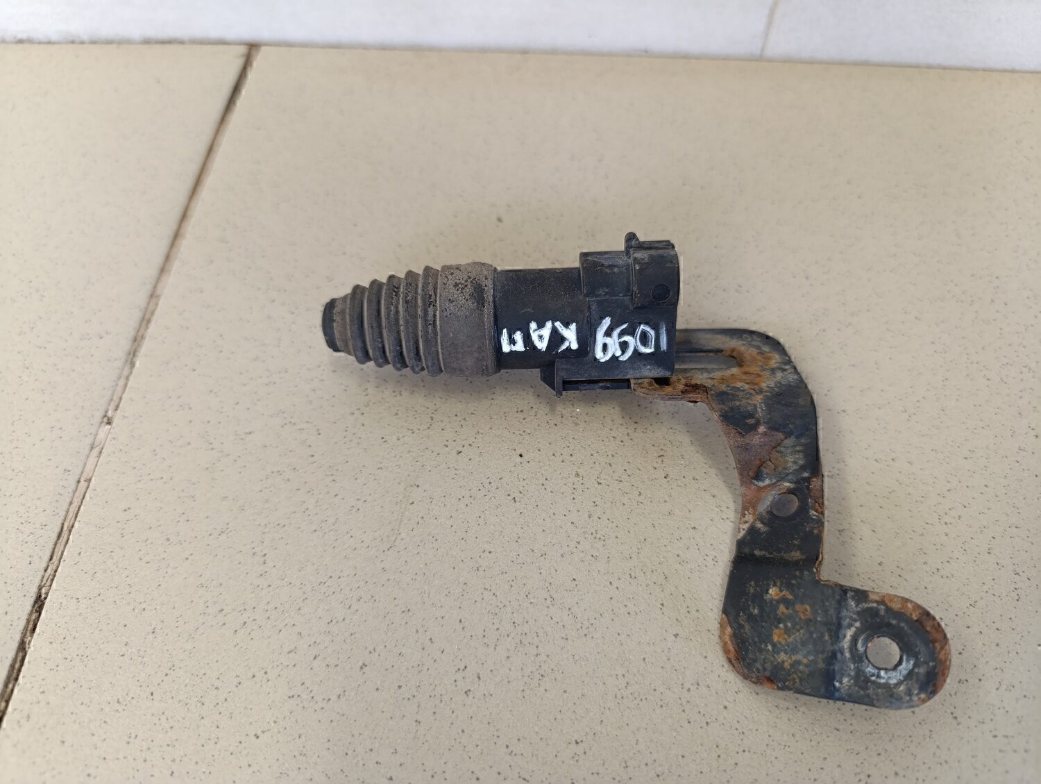 Выключатель концевой OPEL Astra H / Family 2004-2015