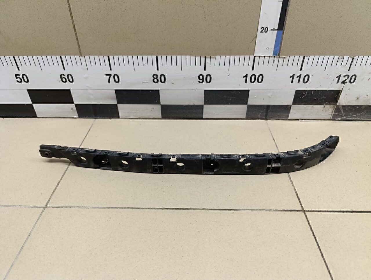 Направляющая заднего бампера левая NISSAN X-Trail (T32) 2014>