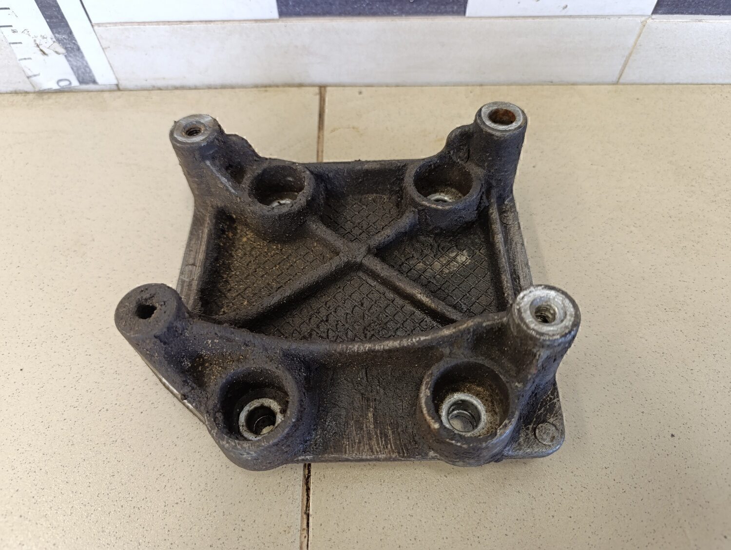 Кронштейн кондиционера CITROEN C3 2002-2009