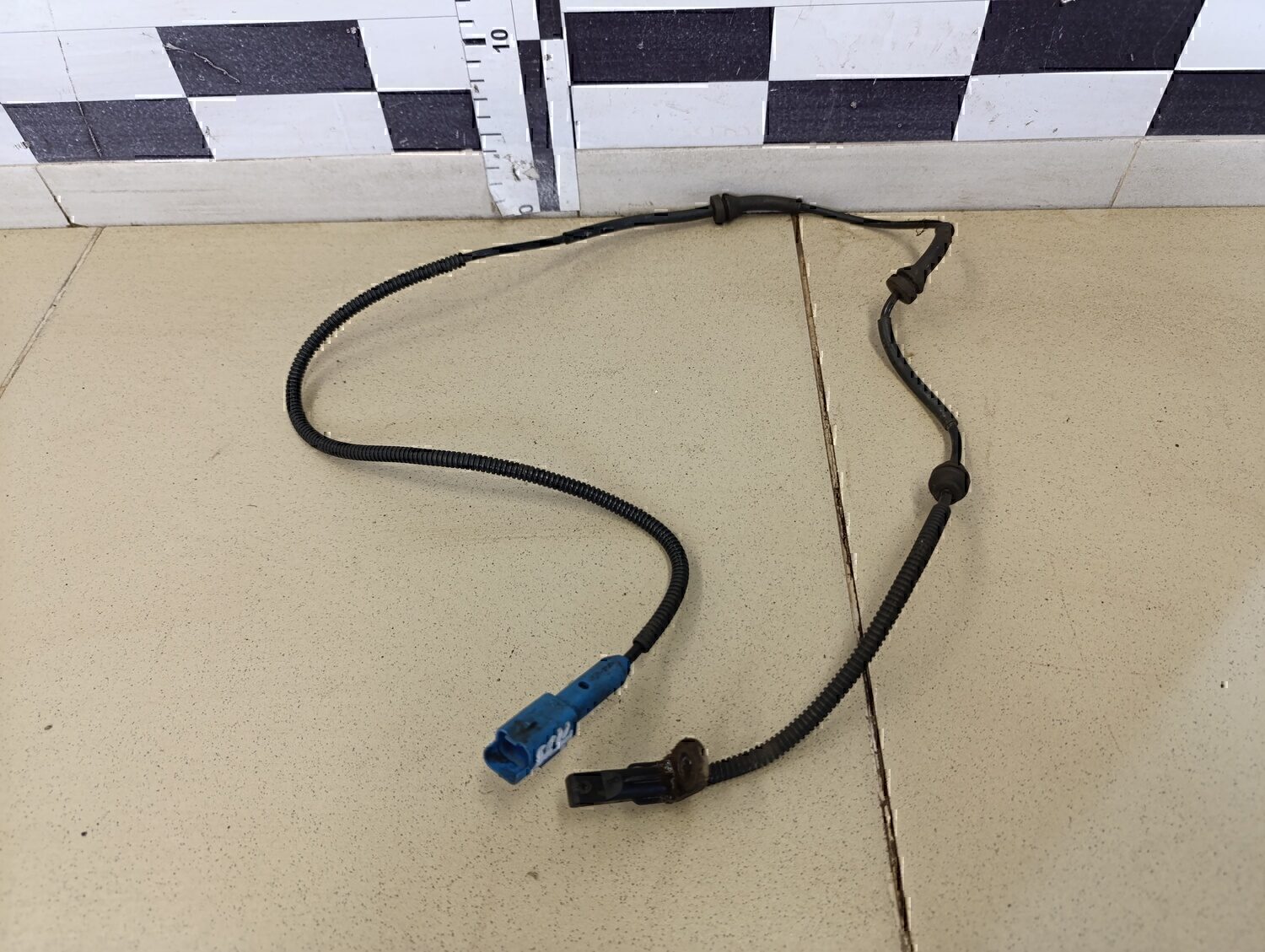 Датчик ABS передний CITROEN C3 2002-2009