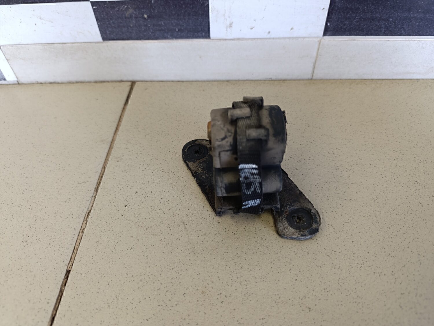 Кронштейн глушителя CITROEN C3 2002-2009