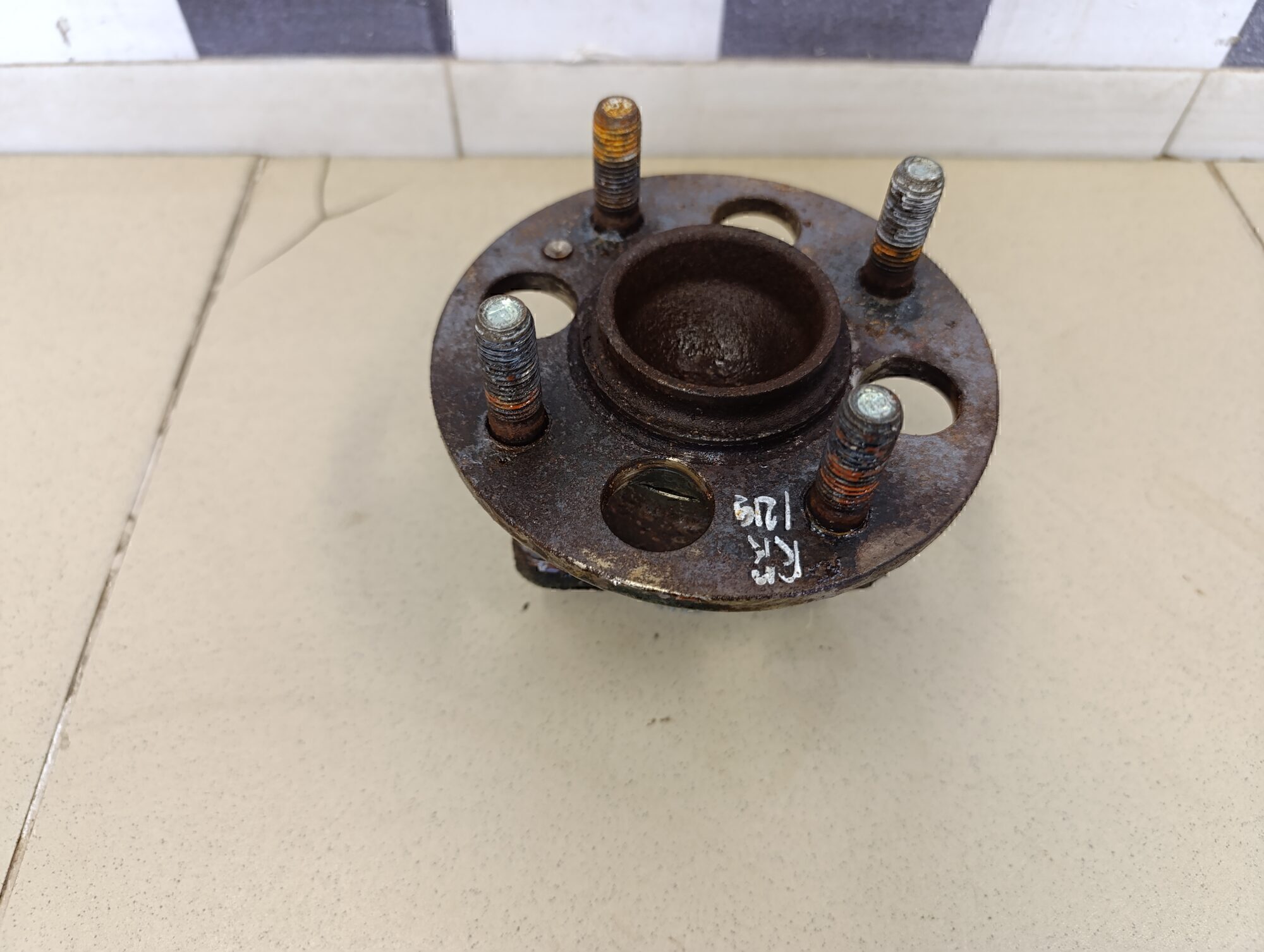 Ступица задняя HYUNDAI Solaris 2010-2017