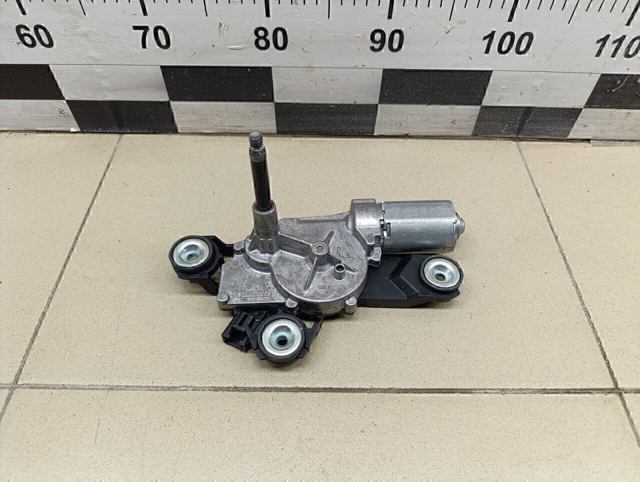 Моторчик стеклоочистителя задний FORD Focus III 2011>