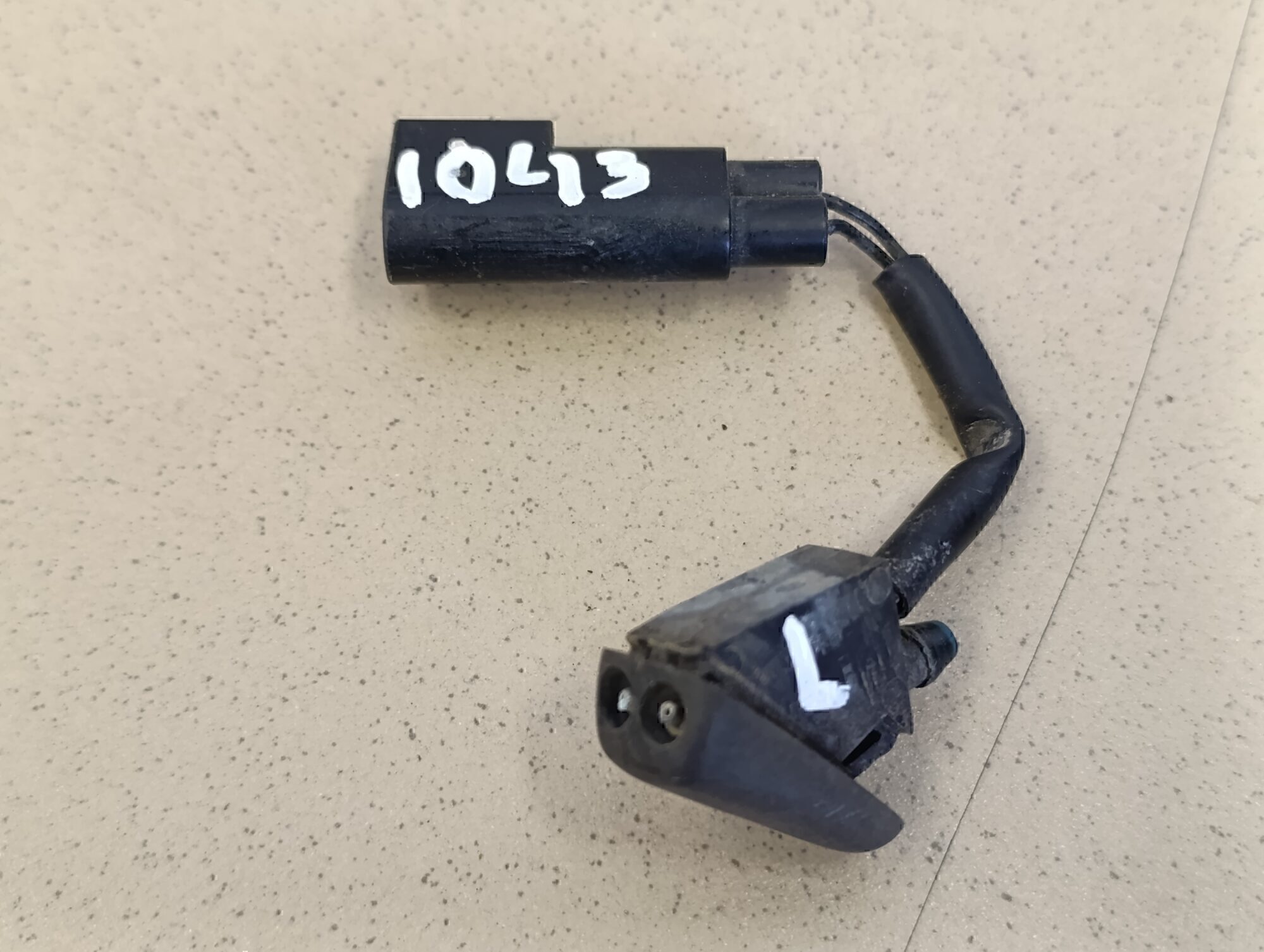 Форсунка омывателя лобового стекла FORD Focus I 1998-2004