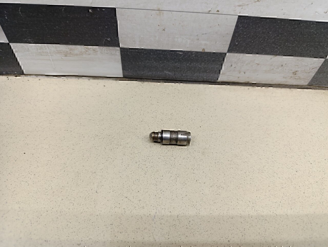 Толкатель клапана гидравлический Audi A3 (8L1) 1996-2003