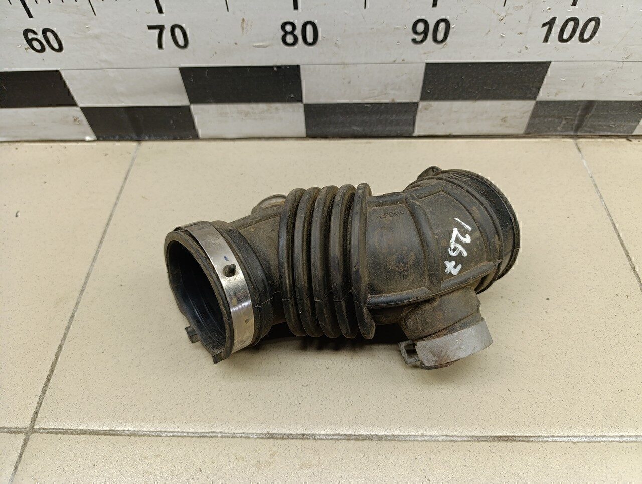 Патрубок воздушного фильтра NISSAN X-Trail (T32) 2014>