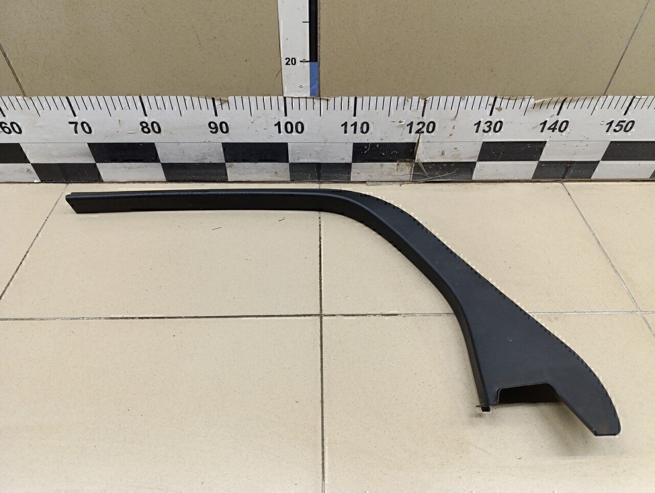 Накладка (кузов внутри) FORD Focus III 2011>