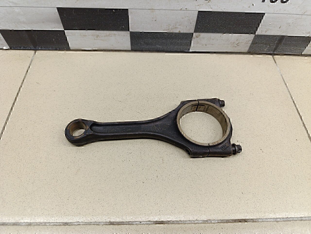 Шатун Audi A6 [C6,4F] 2005-2011